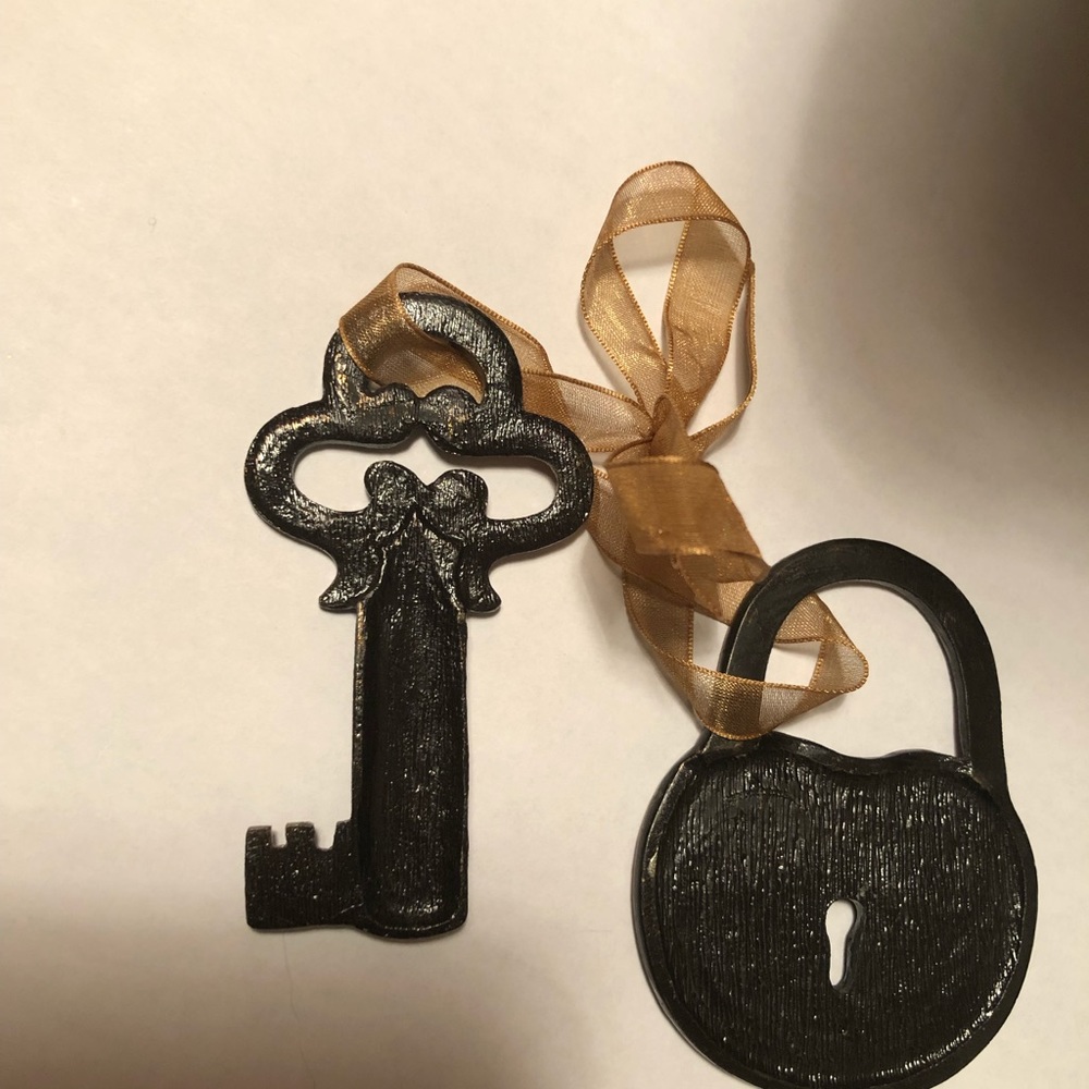 - - Lock & Key ornaments - Picture 5 of 5
